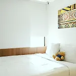 S Box Sukhumvit Hotel